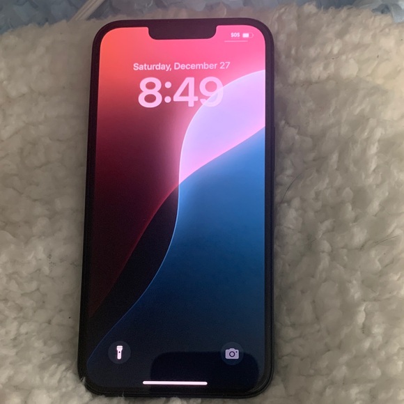 IPhone 13 locked AT&T